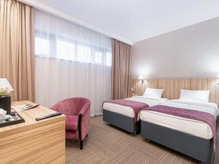 Отель Harbor Club