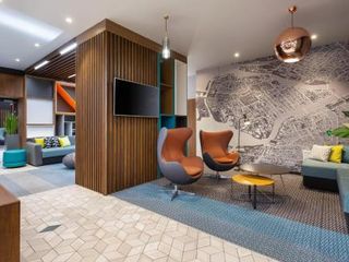 Theatre Square Hotel