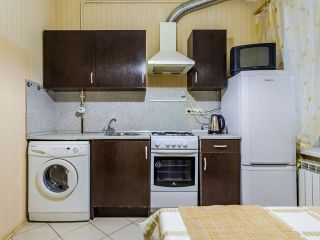 Двух комнатная квартира на Невском проспекте .