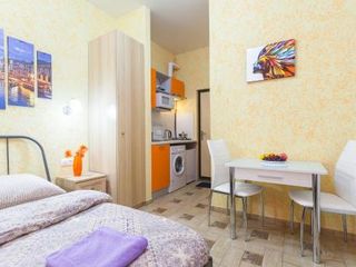 Apartments on Finskiy 6