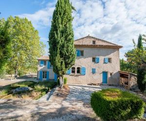 Upscale Villa in Provence with terrace and garden with seating Menerbes France