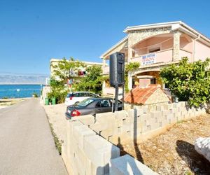 Apartments Berkovic Vir Croatia