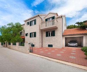 Apartments by the sea Postira (Brac) - 15242 Postira Croatia
