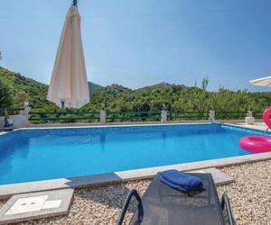 Two-Bedroom Holiday Home in Ploce Kardeljevo Croatia