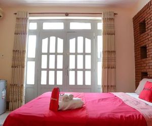 RedDoorz near Khu Che Xuat Tan Thuan 2 Ho Chi Minh Vietnam