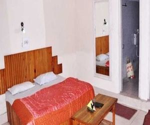 OYO 26724 Mid Way Tourist Resort Mandi India