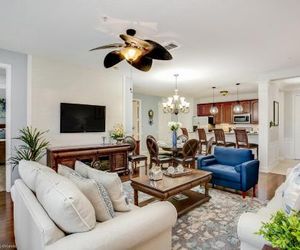NY Getaway Bay Hill United States