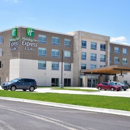 Photo of Holiday Inn Express & Suites - Bensenville - O'Hare, an IHG Hotel