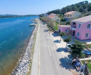 Apartments Medini Veli Rat Croatia