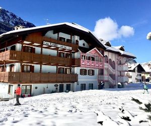B&B Family Accommodation Canazei Canazei Italy
