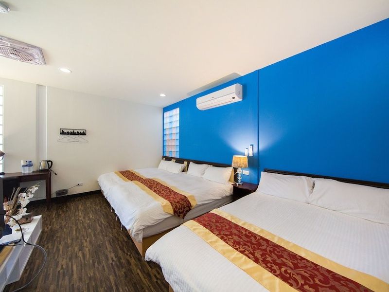 Hotel Photo 1