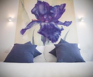 Casa dei Fiori Iris & Magnolia - Cala Paradiso Monopoli Italy