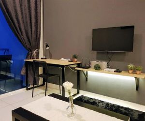 10 Pax Puchong IOI Mall Cozy Apartment Skypod Puchong Malaysia