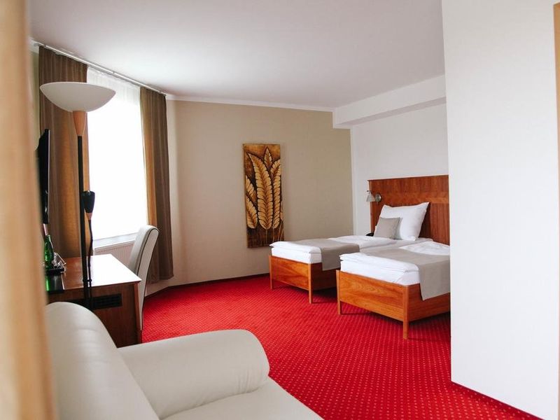Hotel Photo 1