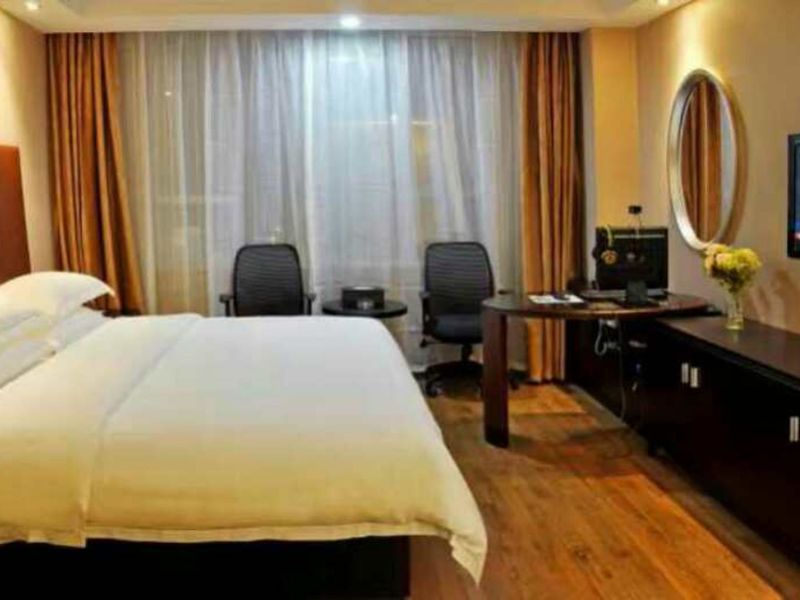 Hotel Photo 1