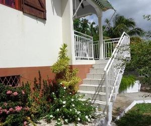 villa alpinia/Gîte MALOU DESHAIES Guadeloupe