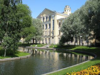 Art River Apartments