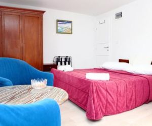 Premium Location Studio Apartment MMA1 Piran Slovenia