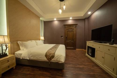Hotel Photo 8