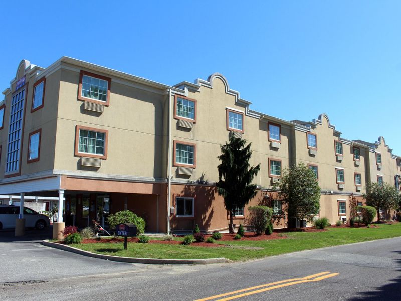 Hotel Photo 1