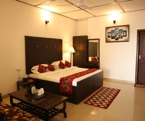 Dewdrop Classic Fall Resort Mussoorie India
