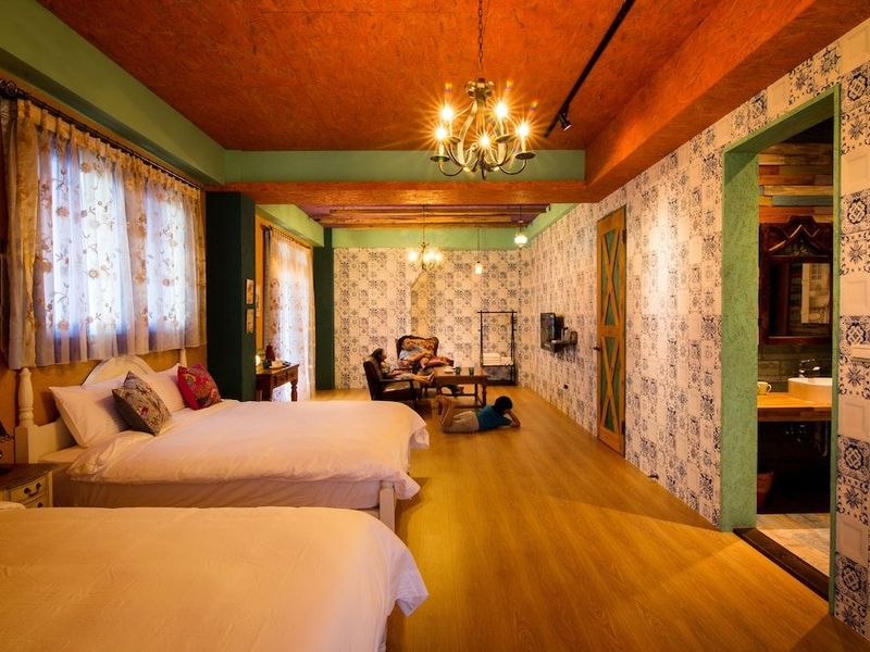 Hotel Photo 12