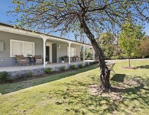 Bright 29 On Delany Avenue Bright Australia