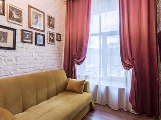 Двухуровневый номер"Клеопатра", вид на Казанский