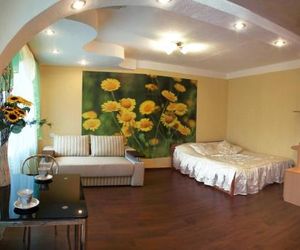 Квартира на проспекте Александра Поля с ромашками (Apartment on the Oleksandra Polia avenue with chamomiles) Dnipro Ukraine