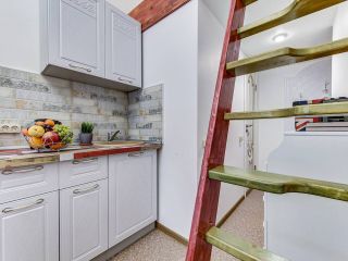 Апартаменты "Семейный очаг" на Курляндской