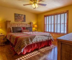 Makin Memories Lodge Cabin Branson West United States
