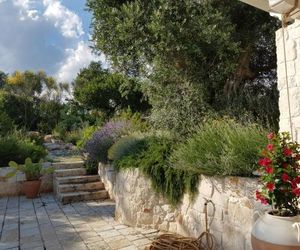 Trullo Happiness Ostuni Italy
