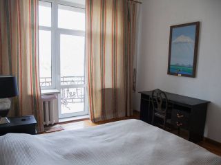 Apartment on Fontanka River, 121