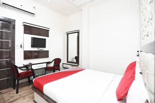 Royale Inn By OYO Rooms