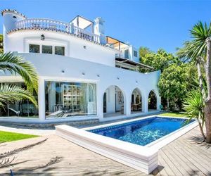 Beautiful exclusive spacious 5*villa with swimming pool Mijas Costa Spain