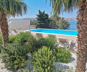 Apartment Anita with Pool Karlobag Croatia