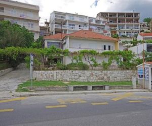 Apartments by the sea Dugi Rat (Omis) - 7575 Dugi Rat Croatia