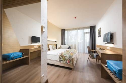 Hotel Photo 6