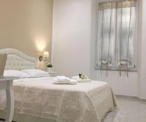 Queen Chic Apartment La Spezia Italy