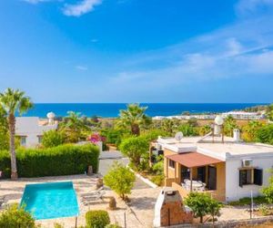 Villa Eleni Coral-Bay Cyprus