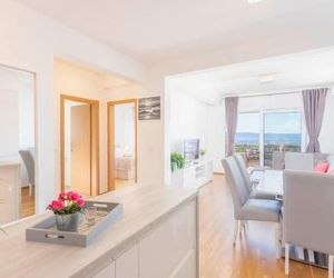 Apartments Dora Makarska Croatia