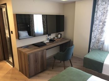 Hotel Photo 12
