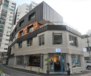 Bluehum Guesthouse Incheon South Korea