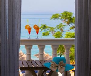 Vrachos Beach Hotel Skembos Greece