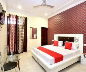 OYO 13102 Hotel Adarsh Chandigarh India