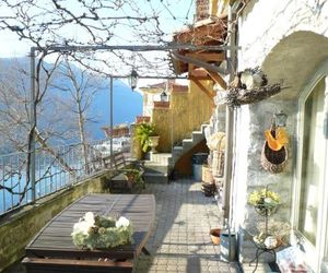 2 Lake view apartments near Lugano Drano Italy