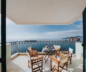 Sveti Stefan Beach Apartment Sveti Stefan Montenegro