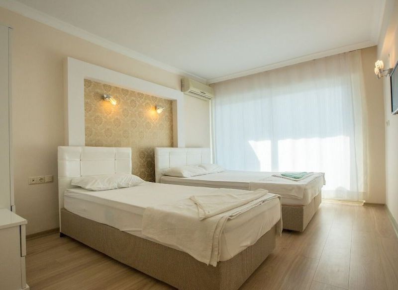 Hotel Photo 1