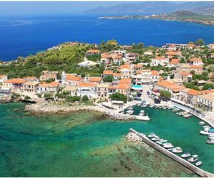 Sea View Studio With Garden 7min To The Beach Kalamata Greece