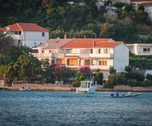 Apartments by the sea Kampor (Rab) - 15310 Rab Croatia